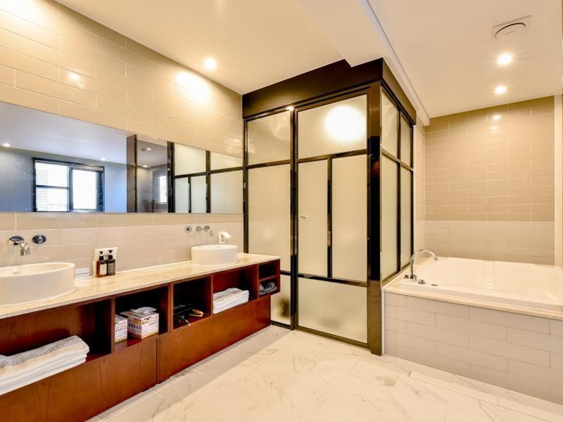 Brown Dot Yangjeong Hotel Пусан Екстериор снимка
