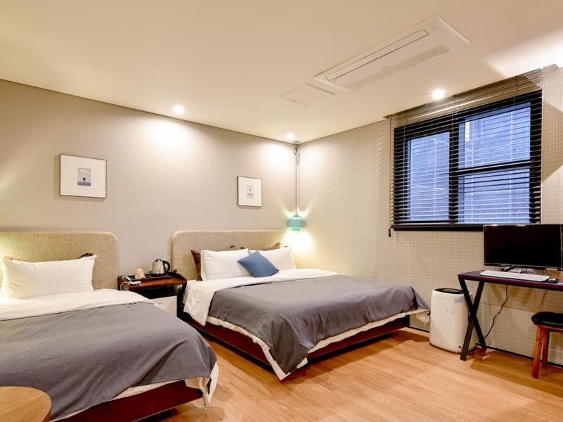 Brown Dot Yangjeong Hotel Пусан Екстериор снимка