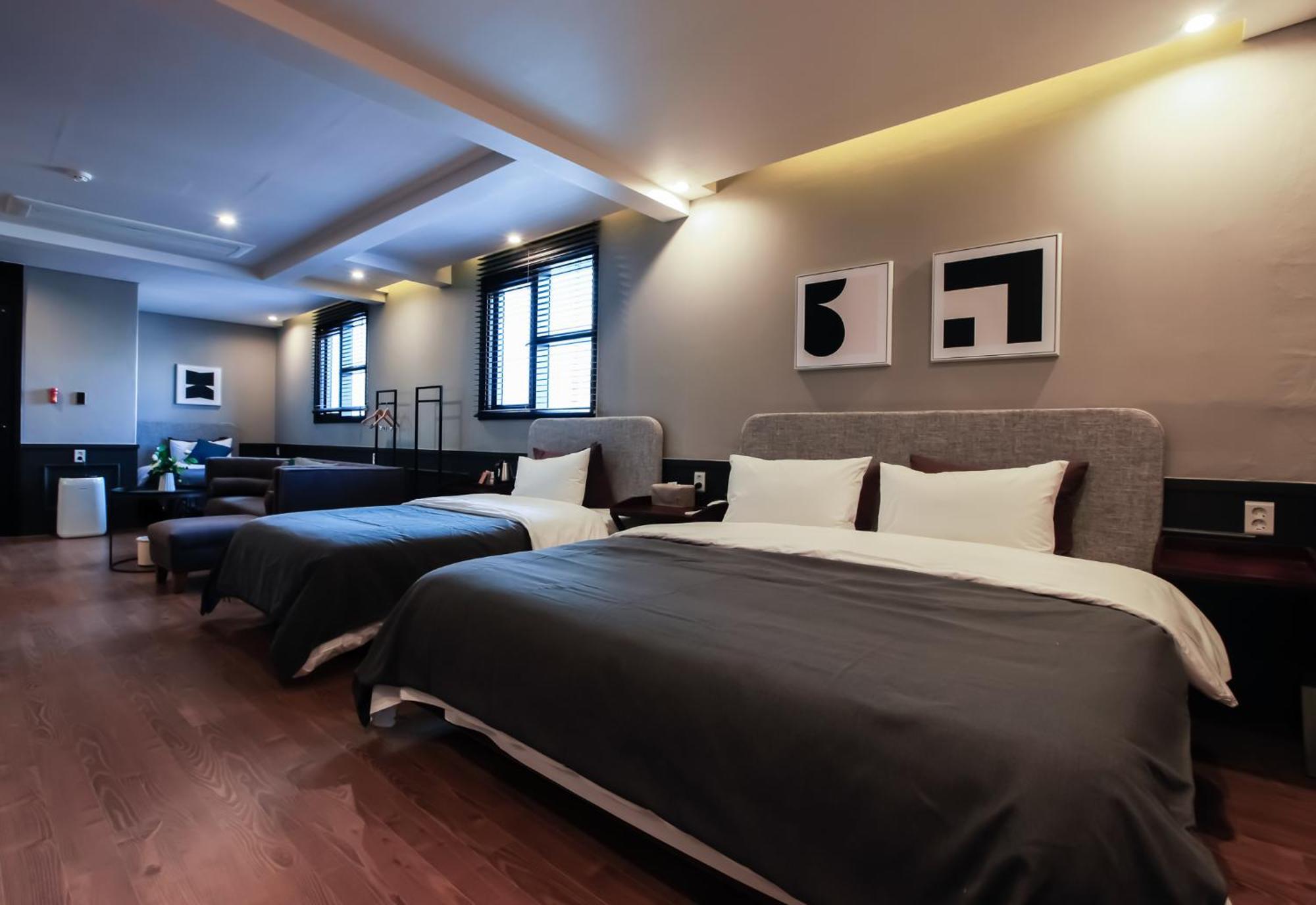 Brown Dot Yangjeong Hotel Пусан Екстериор снимка